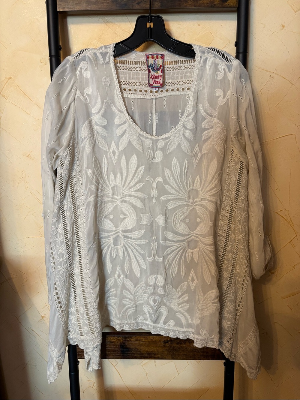 Johnny Was Size S Embroidered Scoop Neck Tunic Top